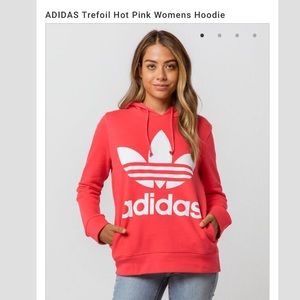 Adidas Hoodie with pockets.